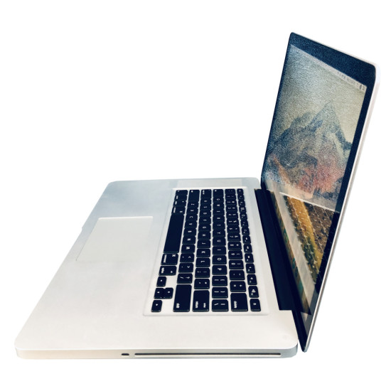 Apple MacBook Pro 15.4-Inch i7 2.4GHz Late 2011